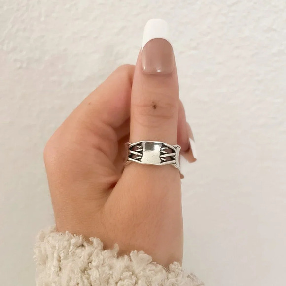 925 Sterling Silver Criss Cross Ring Geometric Ring Minimalist Ring Band - Picture 10 of 11